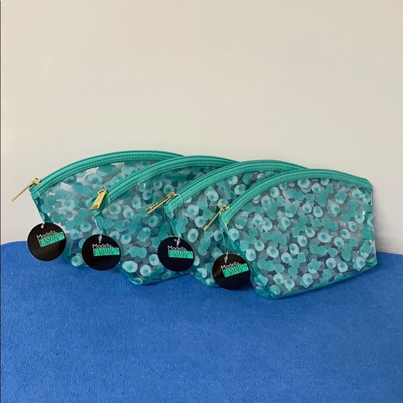 Transparent & Green Zippered Cosmetics Bag - Picture 1 of 5